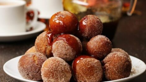 Cinnamon Syrup Glazed Doughnuts