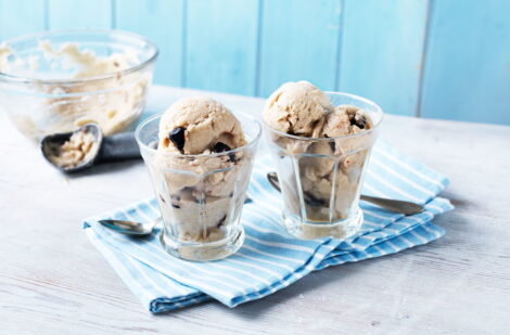 Frozen banana ice cream