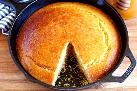Sweet Buttermilk Cornbread