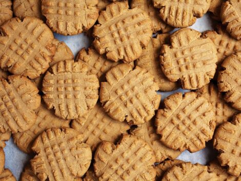 Classic Peanut Butter Cookies 17 Peanut Butter Cookies