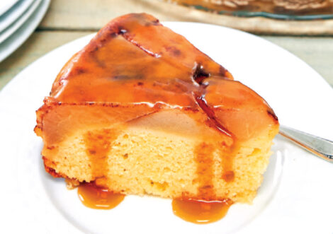 Pear and Cinnamon Cake
