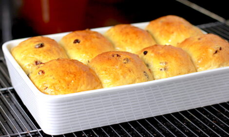 Buttery Raisins Bread Rolls