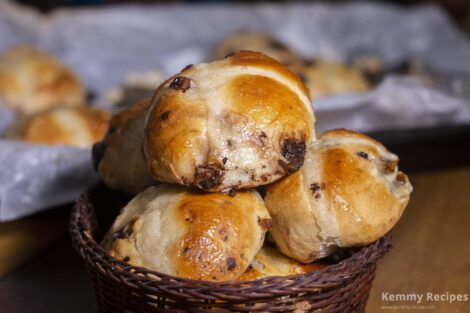 Chocolate Chip Hot Cross Buns