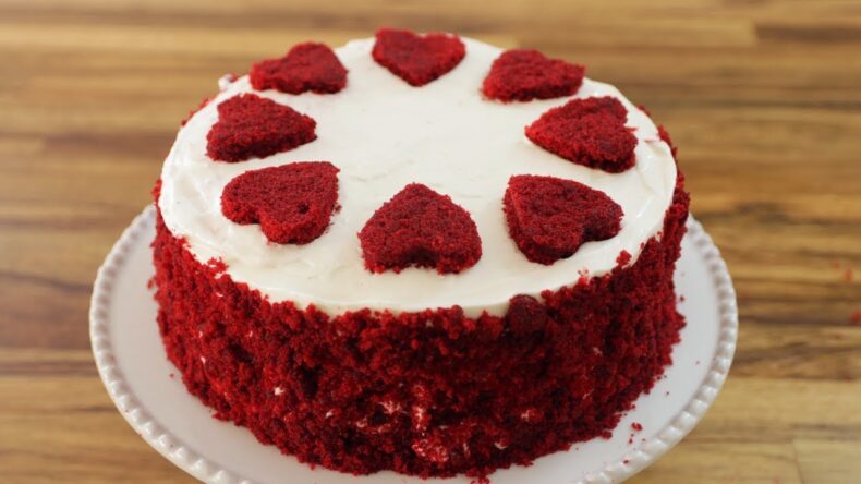 Red Velvet love Cake