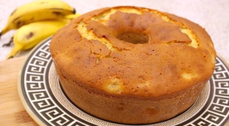 Super Soft Delicious Banana Cake