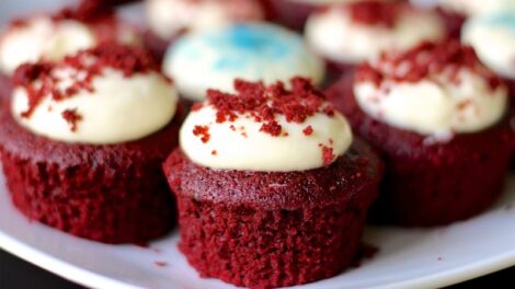 Red Velvet Cupcakes with Cream Cheese Frosting