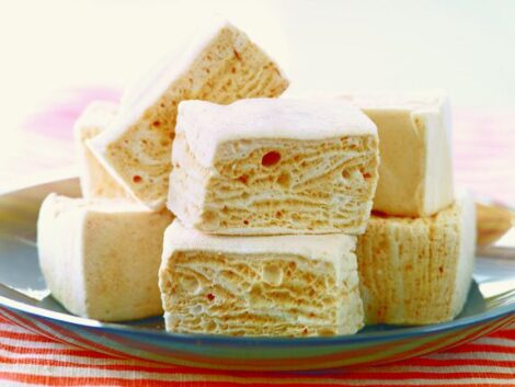 Caramel swirl marshmallows