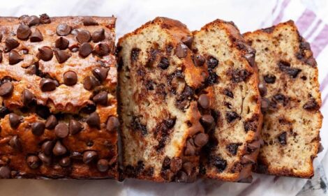 Chocolate chip banana bread