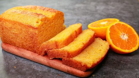 Eggless orange cake