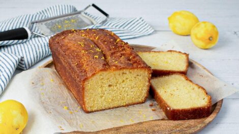 Easy Lemon Drizzle Cake