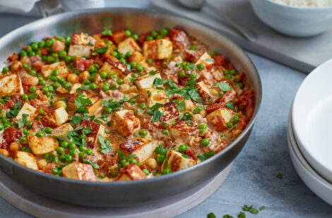 Pea and paneer curry