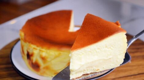 Super Creamy Burnt Cheesecake