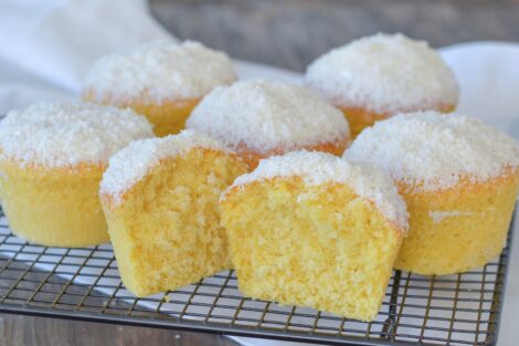 Coconut muffin1