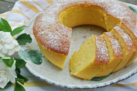 Lemon and Olive Oil Ciambella