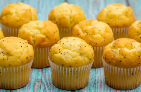 Orange and poppyseed muffins