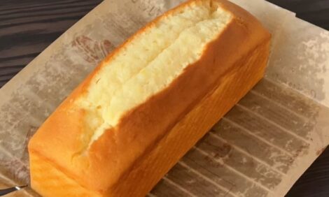 super creamy lemon pound cake