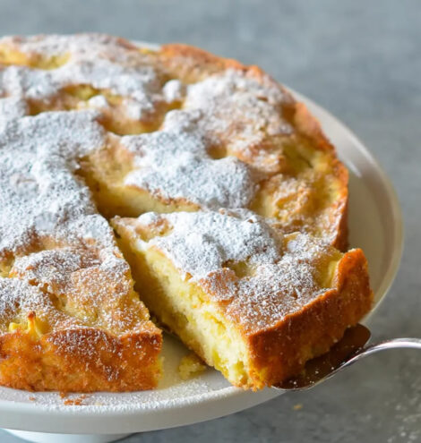 French Apple Cake