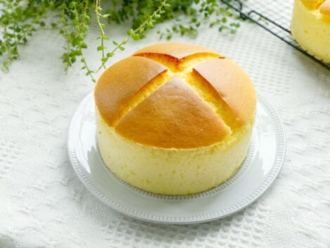 Low fat yogurt cake