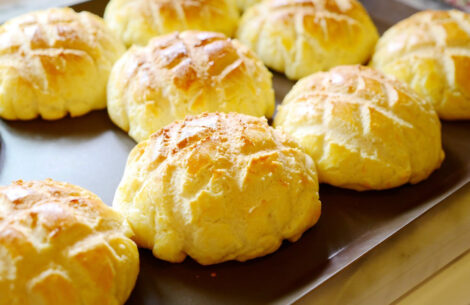 Pineapple buns