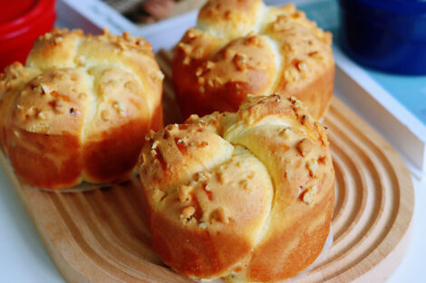 Mexican pattern bread