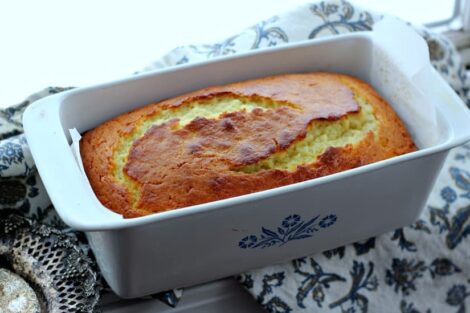 Vanilla Greek Yogurt Olive Oil Pound Cake