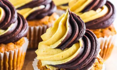 Chocolate Pumpkin Cupcakes