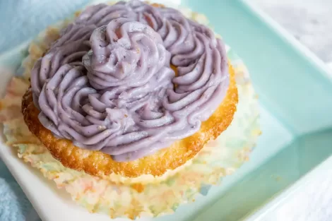 Lemon Cupcakes with Lavender Chamomile Buttercream