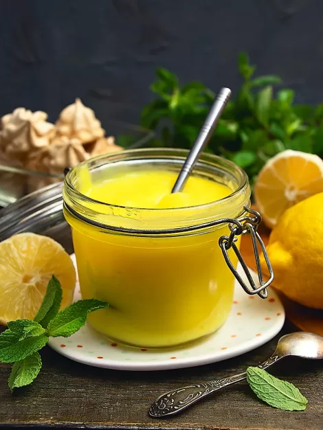 Lemon cream curd