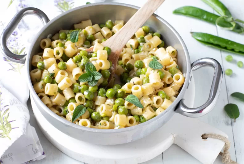 Pasta with green peas recipes