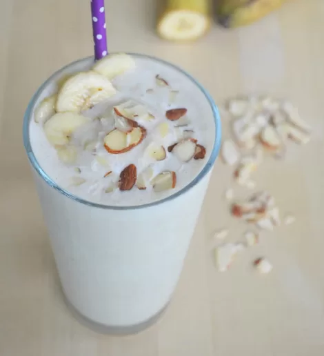 Creamy Banana Almond Smoothie recipes