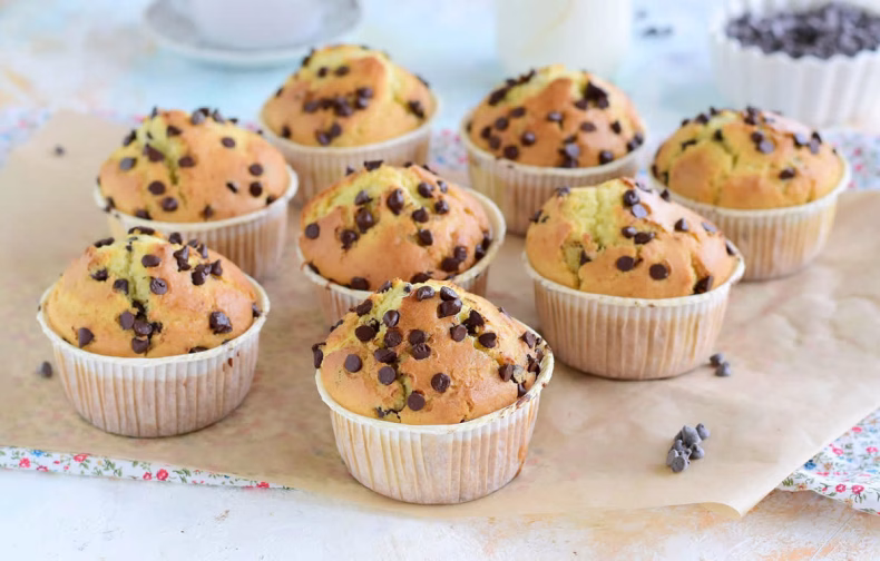 Butterless soft chocolate chip muffins